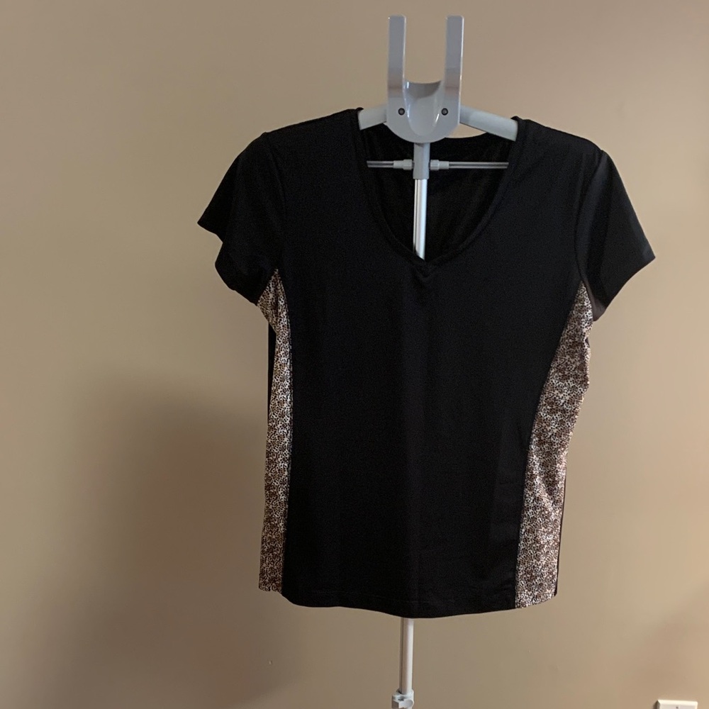 Black with leopard print sides Women's Top large short sleeve tee